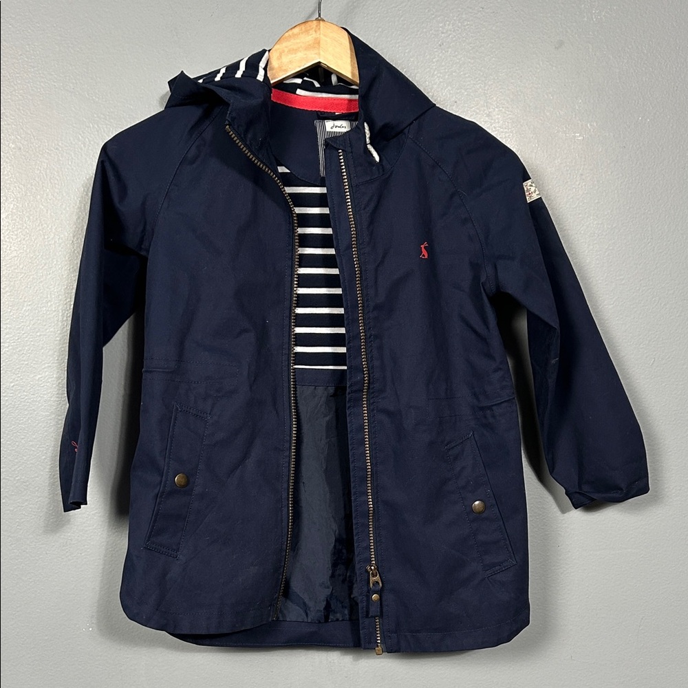 Joules Girls Navy Rain Coat size 8 years old gently used hooded